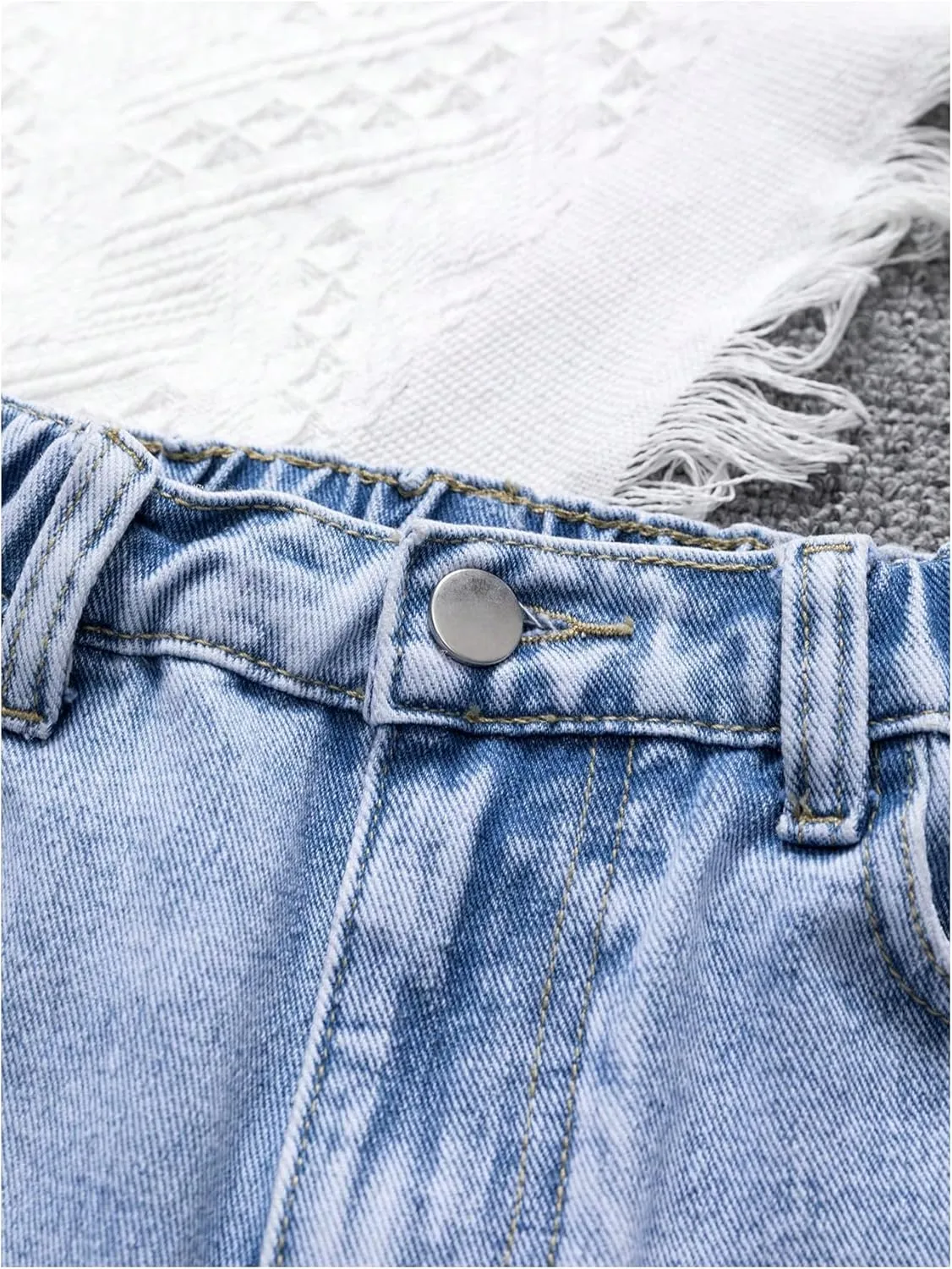 Girl's Ripped Raw Hem Straight Leg Jean Shorts Elastic Waist Zipper Fly Denim Shorts