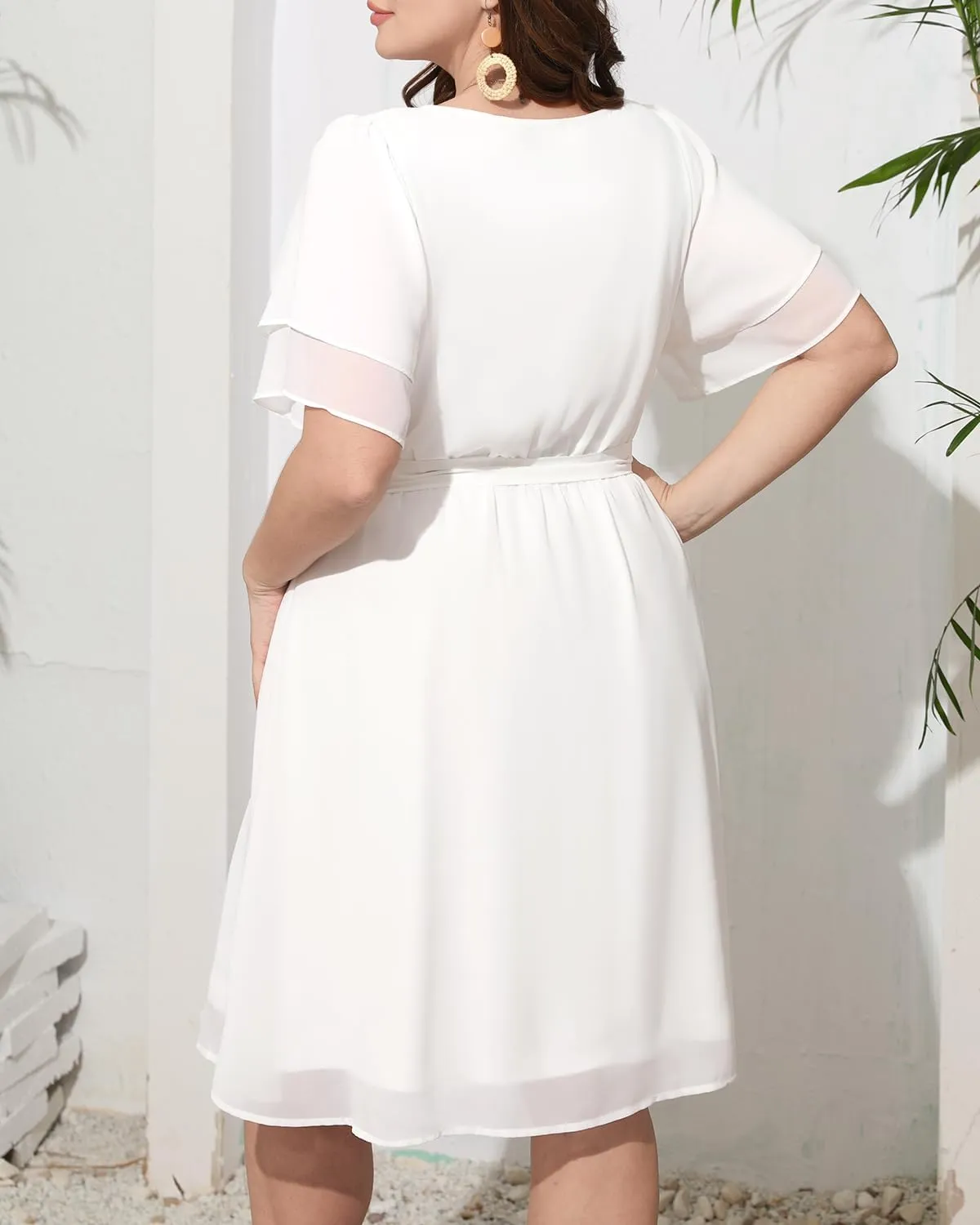Pinup Fashion Plus Size Dresses for Wedding Guest - Semi Formal Cocktail Chiffon Keyhole Neck Knee Length Dress