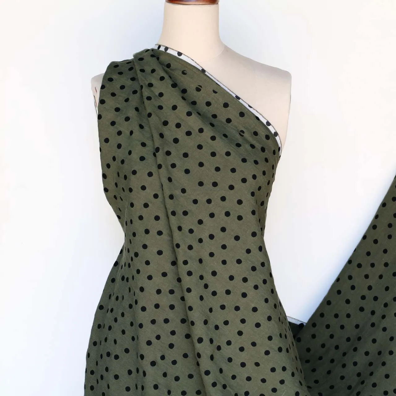 Scattered Spot Seaweed Linen