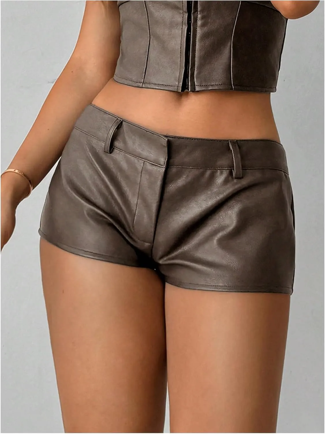 SOLY HUX Women's PU Leather Shorts Retro Straight Leg Party Music Festival Mini Shorts