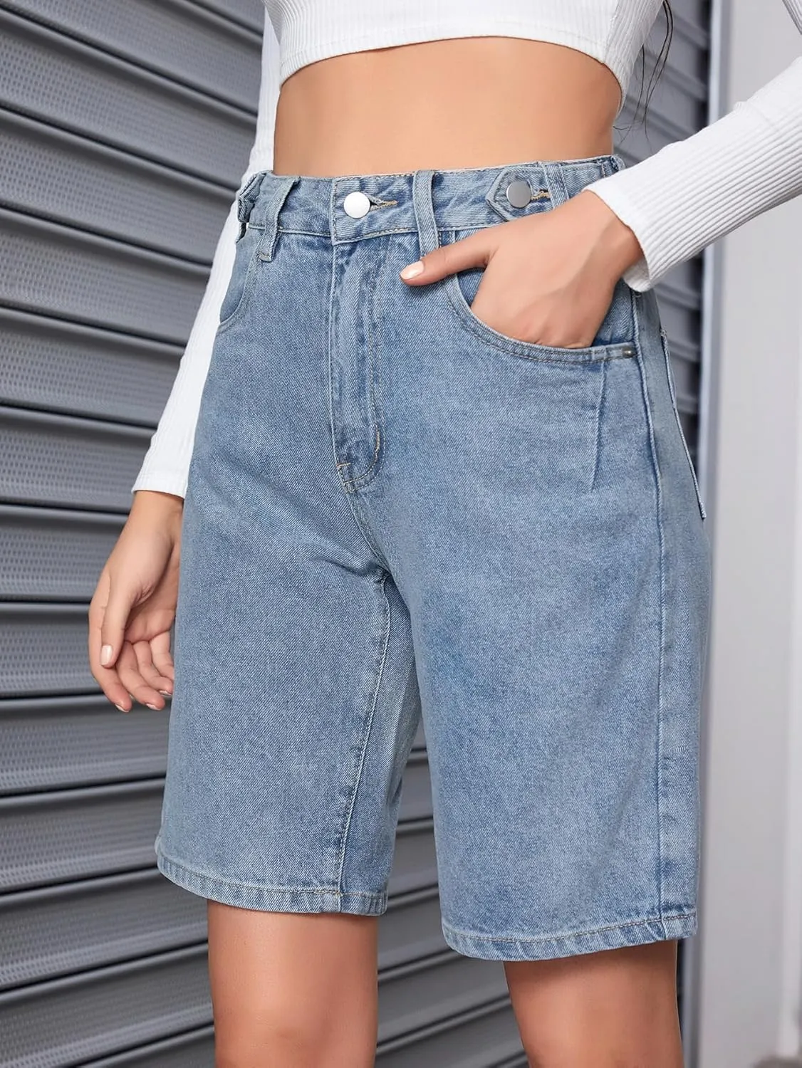 SweatyRocks Women's Casual High Rise Jean Shorts Straight Leg Zip Up Bermuda Denim Shorts