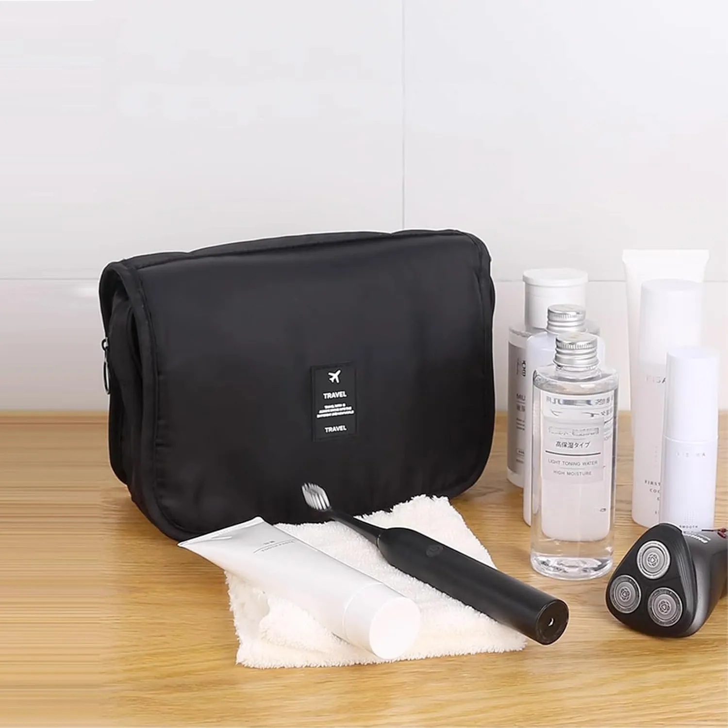 Travel Toiletry Bag for Women, Hanging Toiletry Bag with Multi-Pockets, Toiletry Bag for Traveling Easy Clean, Travel Organizer Black
