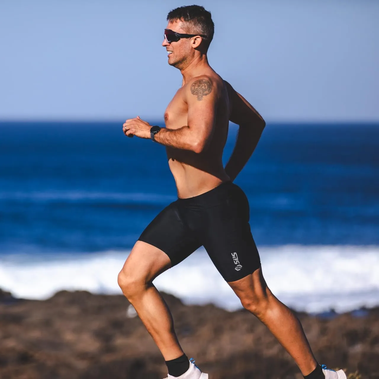 Triathlon Shorts Mens  Tri Shorts Mens  2 Pockets FRT  Designed by Athletes for Racing