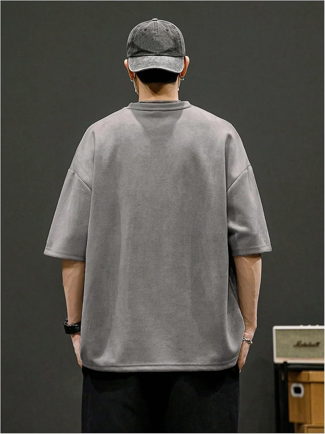 Verdusa Men's Letter Embossed Drop Shoulder T Shirt Half Sleeve Oversized Tee Top