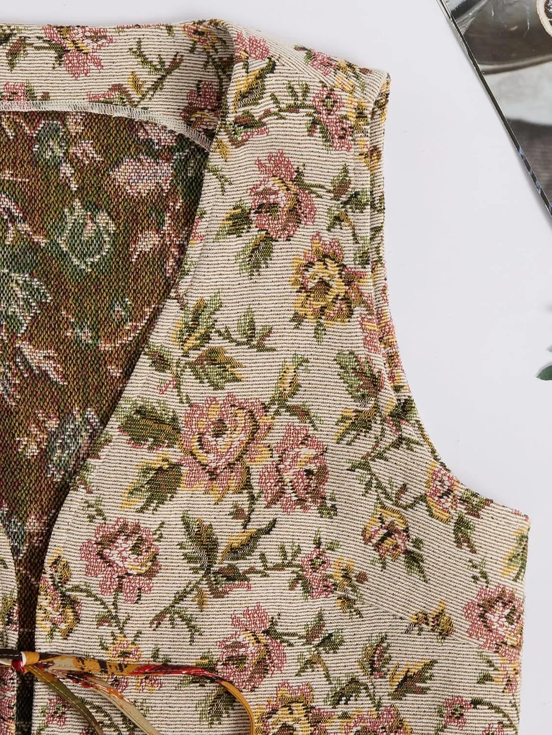 Verdusa Women's Vintage Floral Print Bow Tie Cowgirl Vest V Neck Sleeveless Jacket Outerwear