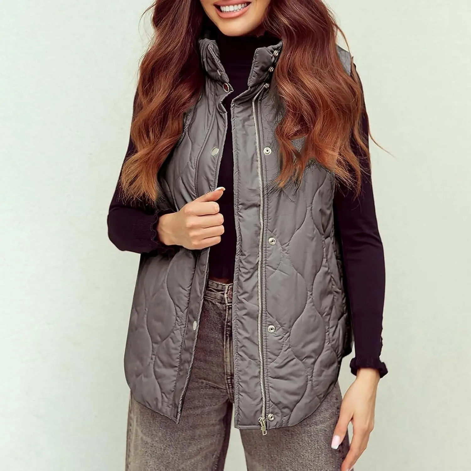Women Winter Oversized Puffer Vest Sleeveless Jacket Zip Up Lightweight Stand Collar Insulated Padded Puffy Jackets Coat